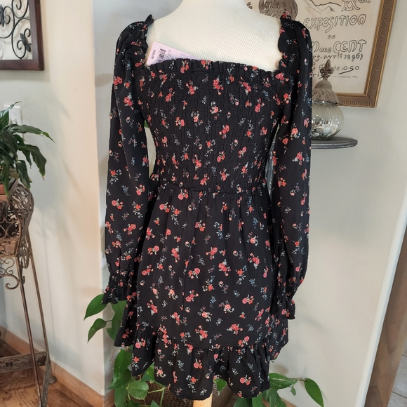 NWT Wild Fable Black Floral Print Peasant Top Long Sleeve Mini Dress - Picture 4 of 5
